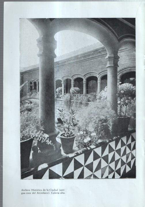 Barrio Gotico lamina 10: Plaza de Berenguer el grande y Galeria de la casa del Arcediano