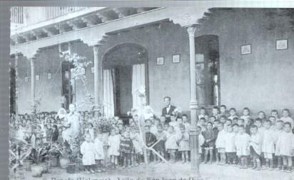 Postal: Album de RUZAFA año 1921: Asilo de San Juan de Dios