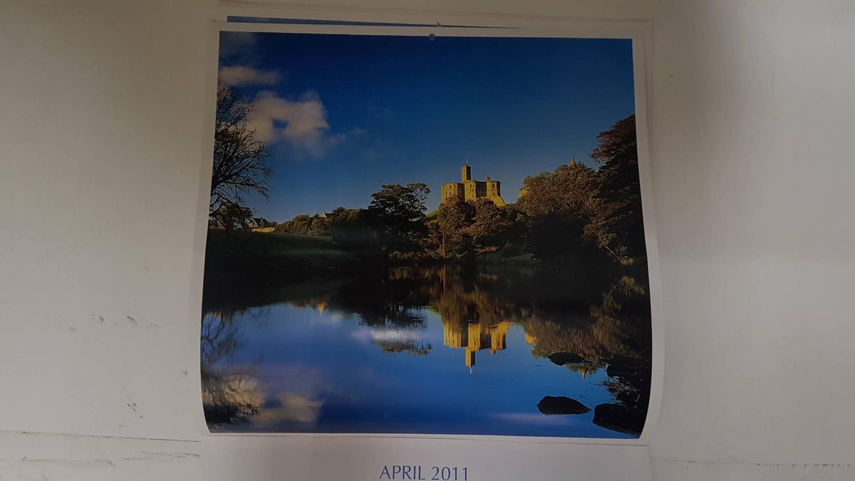 Calendario / Kalender / Calendrier / Calendar: 2011 : Castles (castillos) - lamina 04, Warkworth Castle