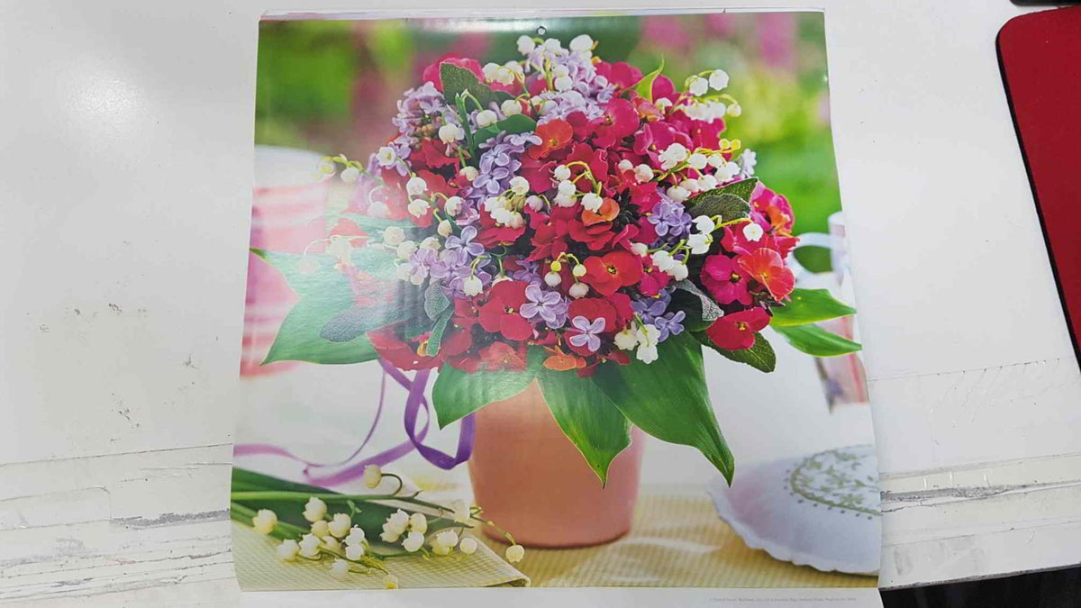 Calendario / Kalender / Calendrier / Calendar: 2011 : Roses (Rosas en maceta) - lamina 05, Lily of the valley