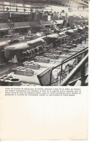 LAMINA 27054: Taller de submarinos en Alemania