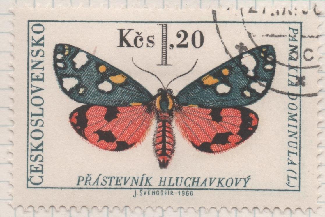 Sello E01362: hoja 87, Checoslovaquia: Sello Multicolor, dentado. Mariposas. Polilla tigre escarlata (Callimorpha dominula), 1,20 Koruna