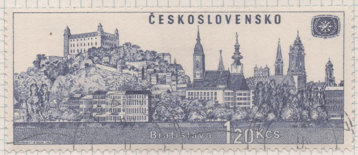 Sello E01392: hoja 89, Checoslovaquia: Sello Lila, dentado. Año Internacional del Turismo. Bratislava, 1,20 Koruna