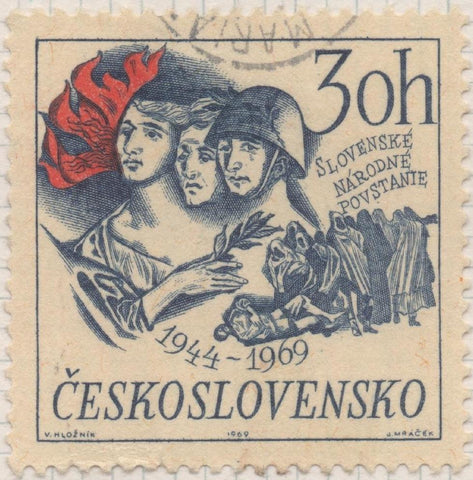 Sello E01576: hoja 102, Checoslovaquia: Sello Azul y rojo, dentado. 25 Años de la Sublevación Eslovaca, 30 Haleru