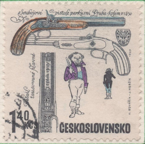 Sello E01592: hoja 103, Checoslovaquia: Sello Multicolor, dentado. Pistolas Antiguas. Pistolas de duelos. Praga. 1830, 1,40 Koruna 
