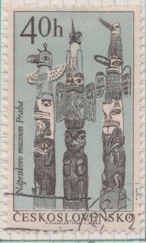Sello E01352: hoja 86, Checoslovaquia: Sello Azul y gris, dentado. Indios Norteamericanos. Tótems Haida, 40 Haleru