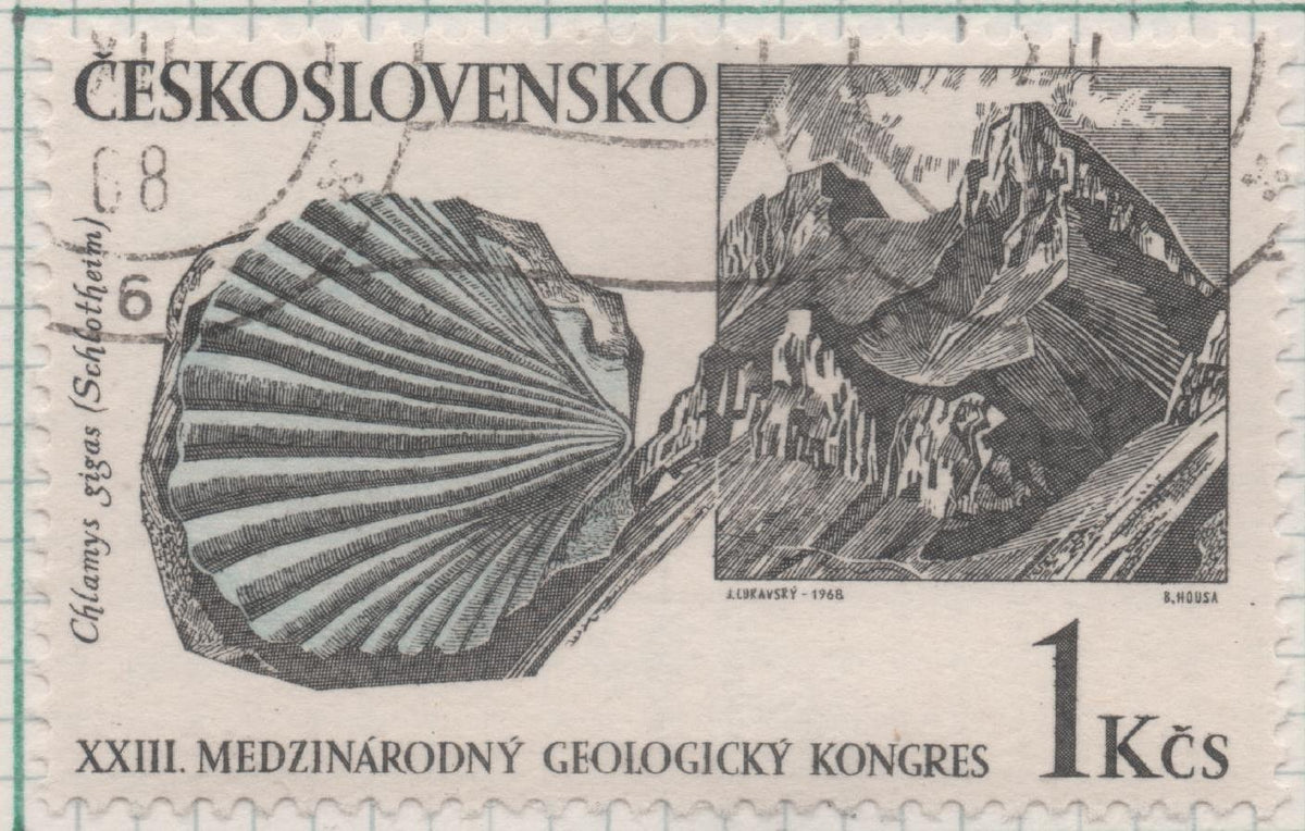 Sello E01521: hoja 98, Checoslovaquia: Sello Gris y azul, dentado. Congreso Internacional de Geología. Paisaje de Tatra y chlamys gigas, 1 Koruna