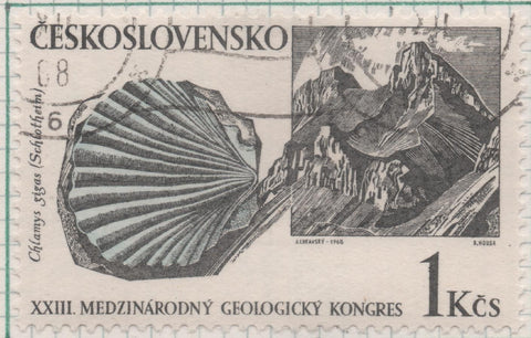 Sello E01521: hoja 98, Checoslovaquia: Sello Gris y azul, dentado. Congreso Internacional de Geología. Paisaje de Tatra y chlamys gigas, 1 Koruna