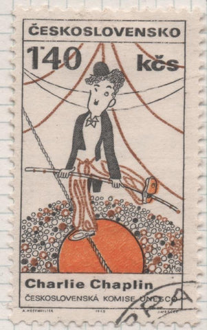 Sello E01536: hoja 98, Checoslovaquia: Sello Multicolor, dentado. Caricaturas personajes populares siglo XX. Charlie Chaplin, 1,40 Haleru
