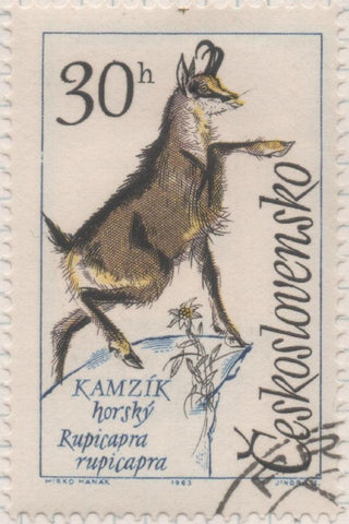 Sello E01158: hoja 76, Checoslovaquia: Sello Multicolor dentado. Animales del Monte Tatra. Rupicapra rupicapra, 30 Haleru