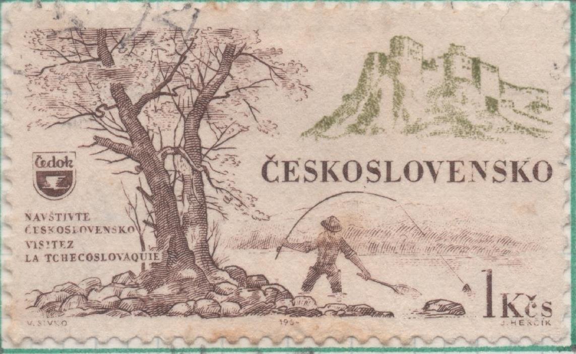 Sello E01181: hoja 77, Checoslovaquia: Sello Marron y verde, dentado. Propaganda para el turismo. Castillo de Spis, Eslovaquia - Pescador, 1 Koruna