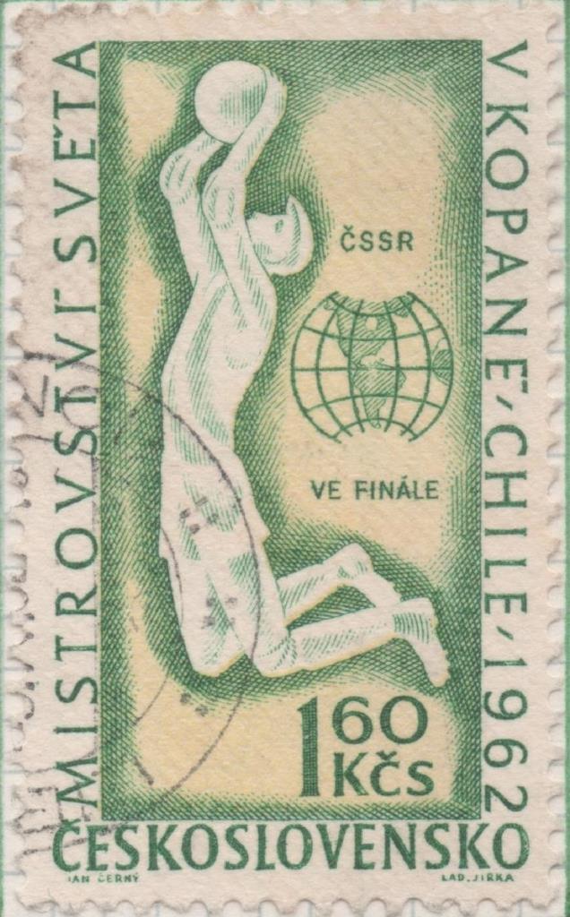 Sello E01089: hoja 71, Checoslovaquia: Sello Verde y amarillo dentado. Mundial de Fútbol -Chile, 1,60 Koruna