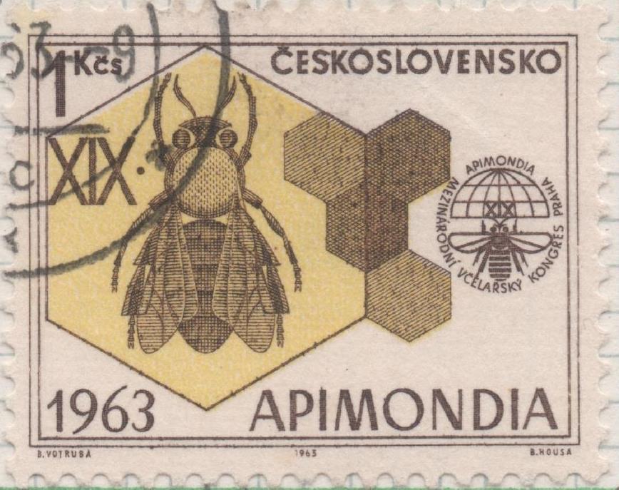 Sello E01140: hoja 75, Checoslovaquia: Sello Amarillo y marron dentado, XIX Congreso Internacional de Apicultores, Apimondia, 1 Koruna