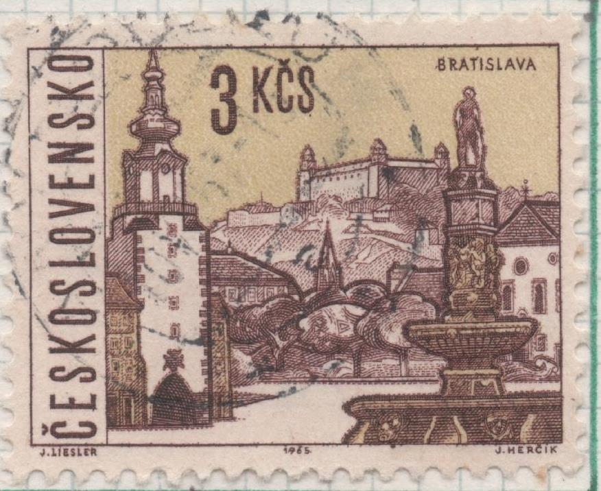 Sello E01304: hoja 84, Checoslovaquia: Sello Marron y amarillo, dentado. Ciudades Checas. Bratislavia, 3 Koruny