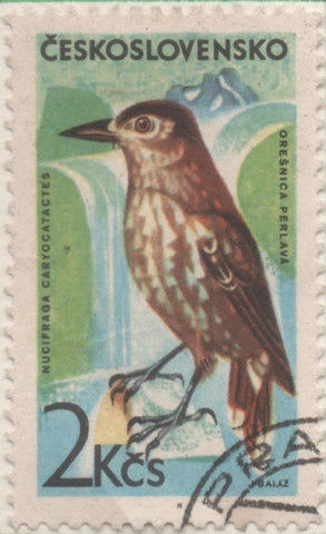 Sello E01293: hoja 83, Checoslovaquia: Sello Multicolor, dentado. Pajaros de las montañas. Nucifraga caryocatactes, 2 Koruny