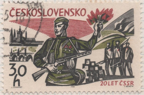 Sello E01236: hoja 80, Checoslovaquia: Sello Multicolor, dentado. 20º Aniv de la Liberación. Soldado, 30 Haleru