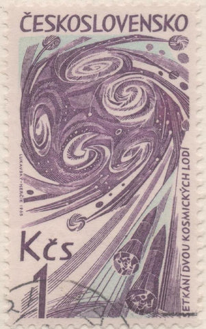 Sello E01256: hoja 81, Checoslovaquia: Sello Lila y azul, dentado. Astronautica. Encuentro de naves espaciales, 1 Koruna