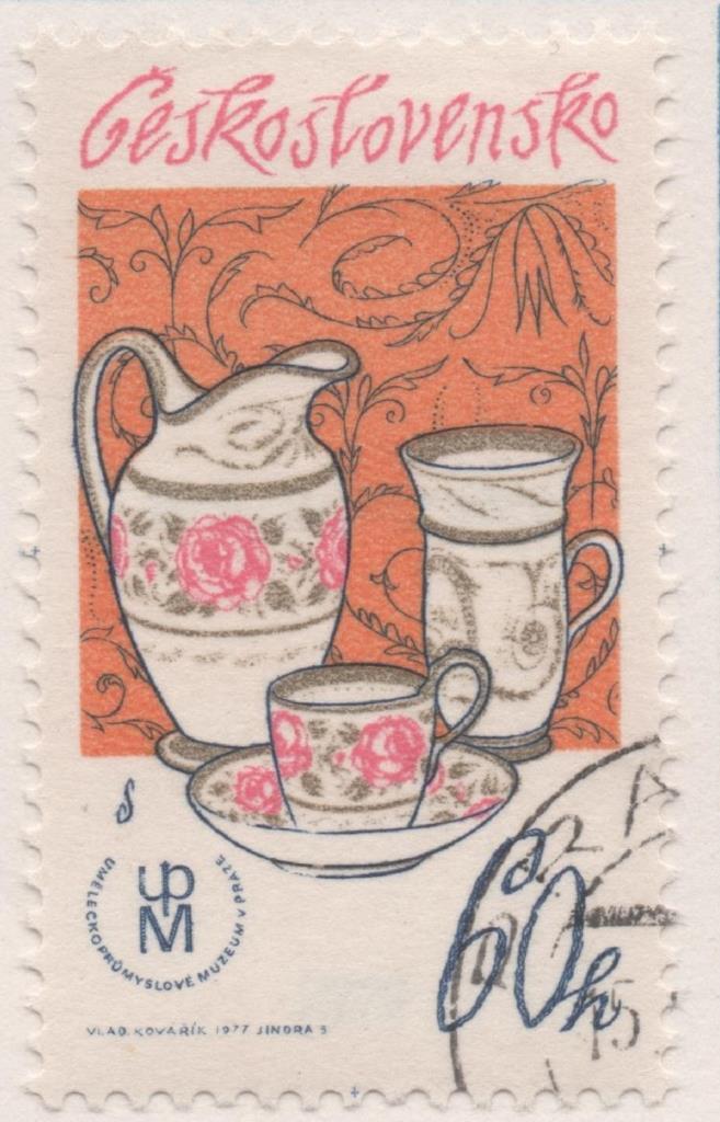 Sello E02032: hoja 137, Checoslovaquia: Sello Naranja, rosa y dorado, dentado. Porcelana. Cafetera, taza y platillos, 60 Haleru