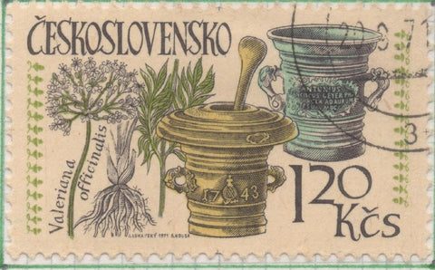 Sello E01716: hoja 111, Checoslovaquia: Sello Multicolor, dentado. VI Congreso Internacional de Farmacia. Praga. Valeriana. Valeriana officinalis, 1,20 Koruna