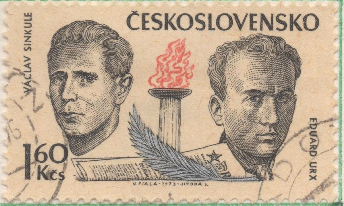 Sello E01808: hoja 118, Checoslovaquia: Sello Gris, rojo y plateado, dentado.Mártires de la II Guerra Mundial. Vaclav Sinkule y Eduard Urx, 1,60 Koruna