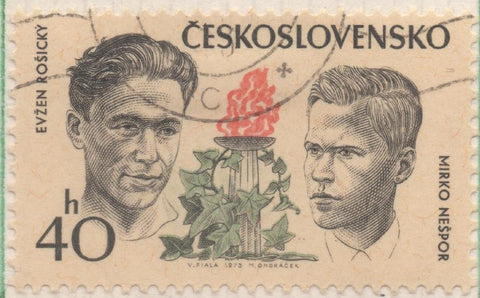 Sello E01804: hoja 118, Checoslovaquia: Sello Gris, rojo y verde, dentado. Mártires de la II Guerra Mundial. Evzen Rosicky y Mirko Nespor, 40 Haleru