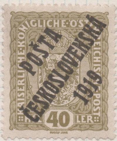 Sello E00046: hoja 3, Checoslovaquia: Sello Marron claro perforado. Timbre de Austria sobrecargado, 40 Heller