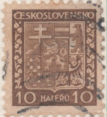Sello E00134: hoja 13, Checoslovaquia: Sello Marron dentado. Escudo de Armas 10 Haleru