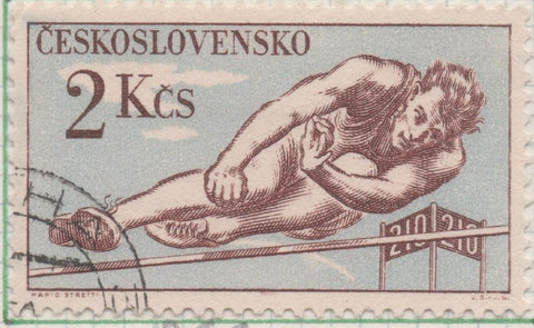 Sello E00866: hoja 58, Checoslovaquia: Sello Azul y marron dentado. Serie deportiva. Salto de pertiga, 2 Korny