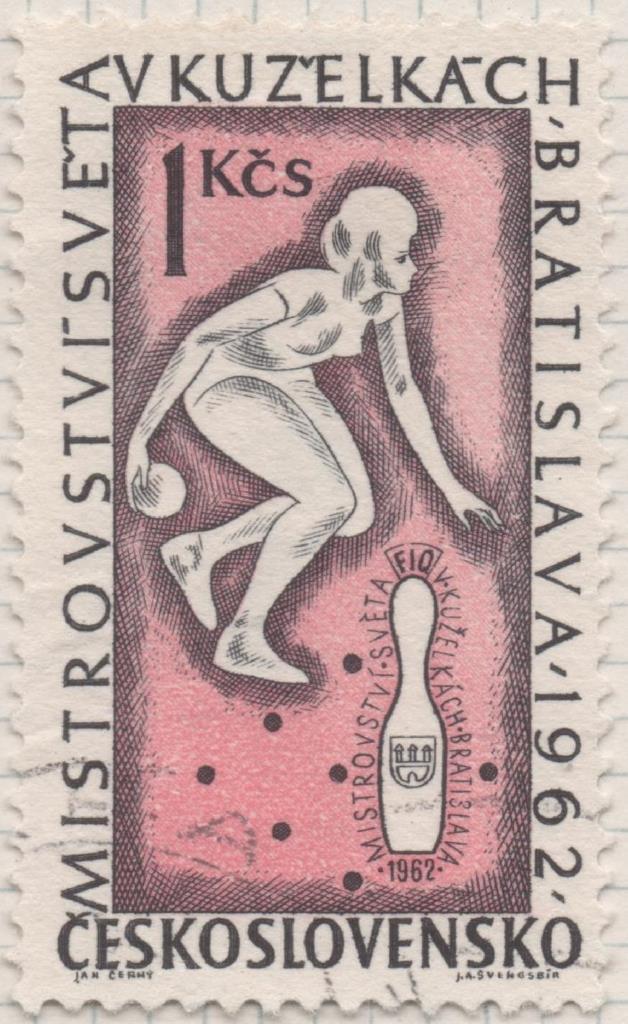 Sello E01062: hoja 70, Checoslovaquia: Sello Rosa y blanco dentado. 5ª Serie deportiva. Jugadora de Bolos, 1 Koruna