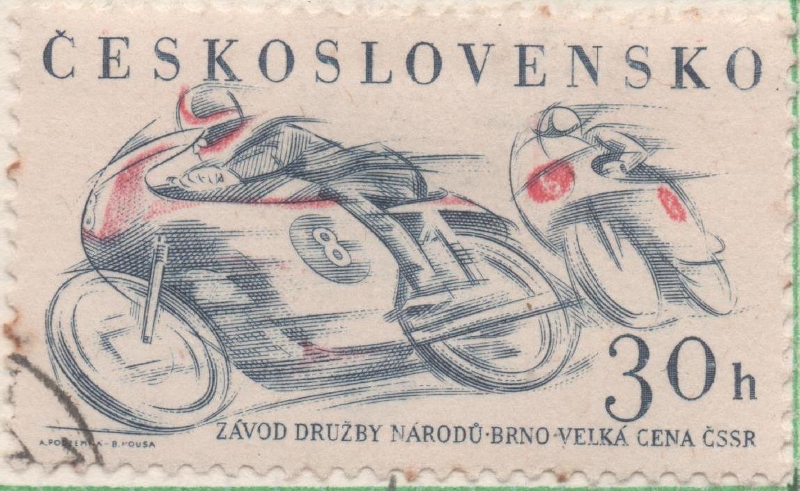 Sello E01001: hoja 67, Checoslovaquia: Sello Azul y rojo dentado. 4ª Serie Deportiva. Carrera de motos,30 Halerus