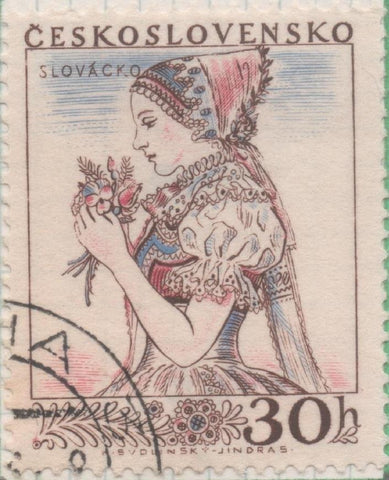 Sello E00752: hoja 51, Checoslovaquia: Sello Multicolor dentado. Trajes Rejionales. Mujer Slovaka, 30 Haleru
