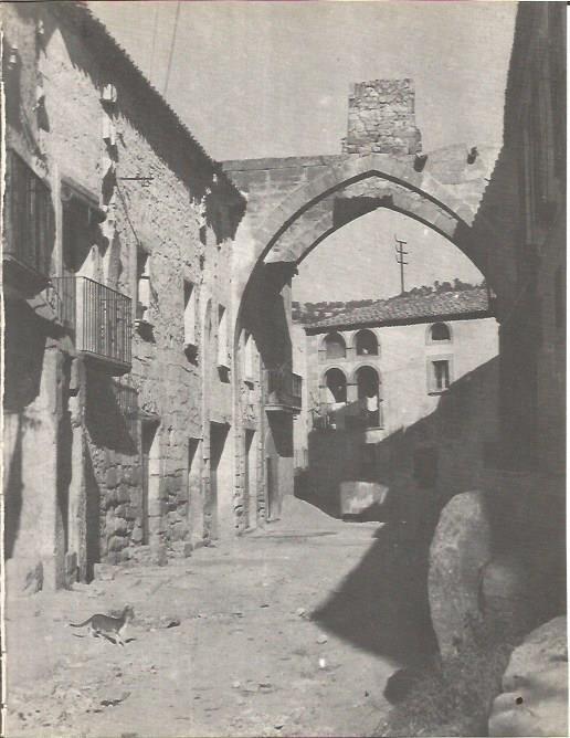 LAMINA V00272: Carrer Vallbona de les Monges, Lerida
