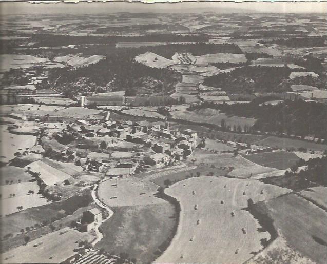 LAMINA V00271: Vista aerea Montpalau, Lerida