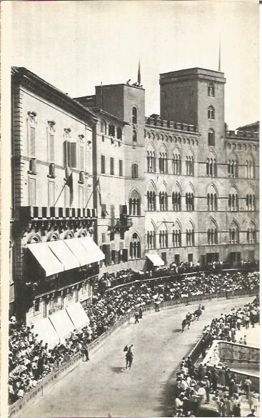 LAMINA V00409: El Palio, Siena, Italia