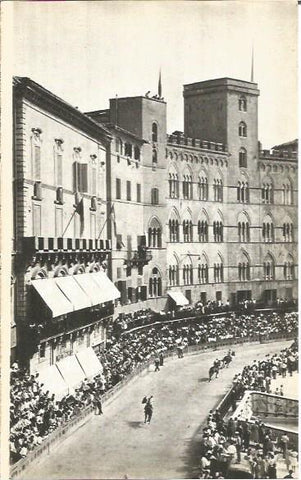 LAMINA V00409: El Palio, Siena, Italia