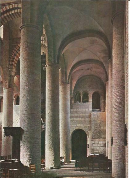 LAMINA V00355: Nave de la Iglesia de Saint Philbert en Tournus, Francia