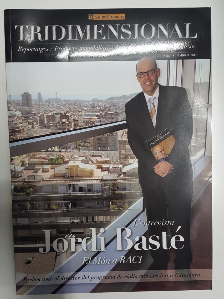 Magazine (Magazin): Tridimensional num 8 tardor 2012. Reportatges/Porducte inmobiliari/Actualitat financera - L'entrevista a Jordi Baste, El Mon a Rac1