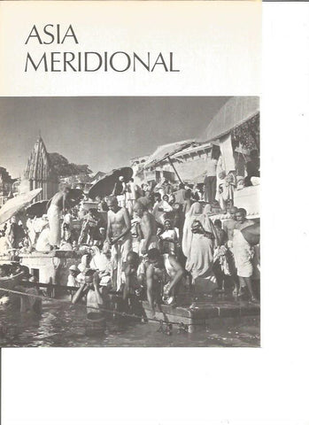 LAMINA V01761: Peregrinos en las escalinatas del rio Ganges en Benares
