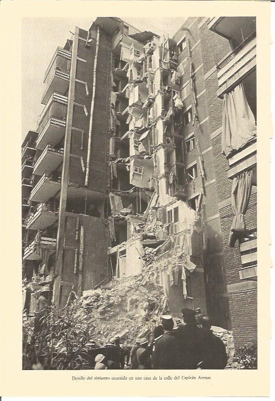 LAMINA V01875: Derrumbe en la calle Capitan Arenas, Barcelona