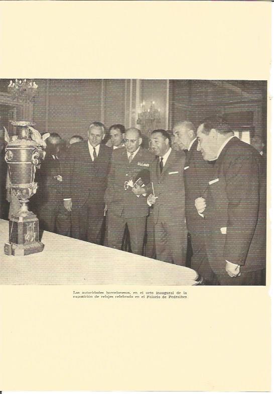 LAMINA V01936:  Autoridades barcelonesas en el Palacio de Pedralbes, Barcelona