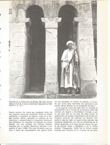LAMINA V01576: Sacerdote de la Iglesia copta en Etiopia