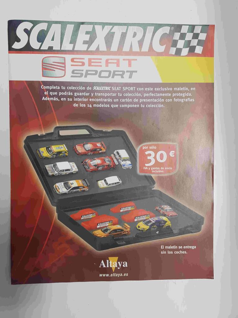 Triptico publicidad: Scalextric Seat Sport. Te indica como conseguir un maletin para guardar los coches de la coleccion