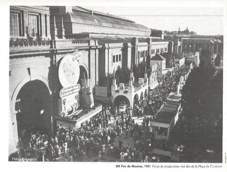 LAMINA V02481: XIX Fire de Mostres 1951. Palacio de proyecciones