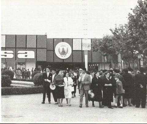 LAMINA V02502: XXV Fira de Mostres 1957. Estand de Estados Unidos