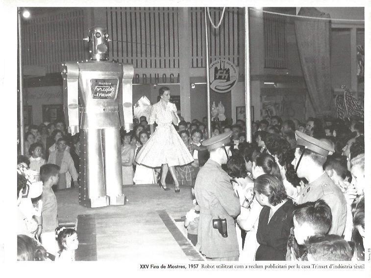 LAMINA V02495: XXV Fira de Mostres 1957. Robot publicitario para la casa Trinxet 