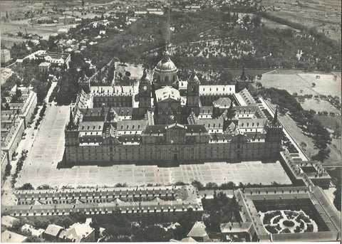 LAMINA V02000: El Escorial. Vista aerea del Monasterio