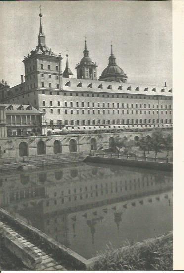 LAMINA V02001: El Escorial. Fachada meridional. Alberca