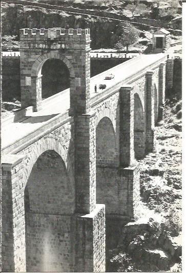 LAMINA V02061: Caceres. Vistas del puente en Alcantara