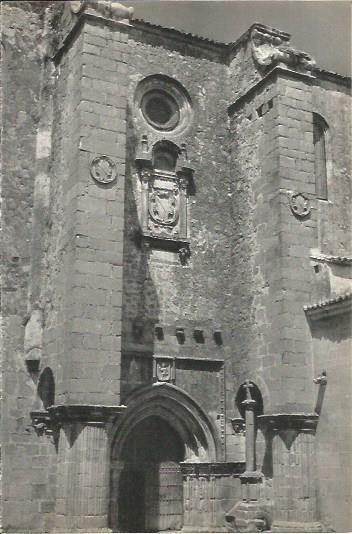 LAMINA V02071: Caceres. Exterior iglesia de Santiago
