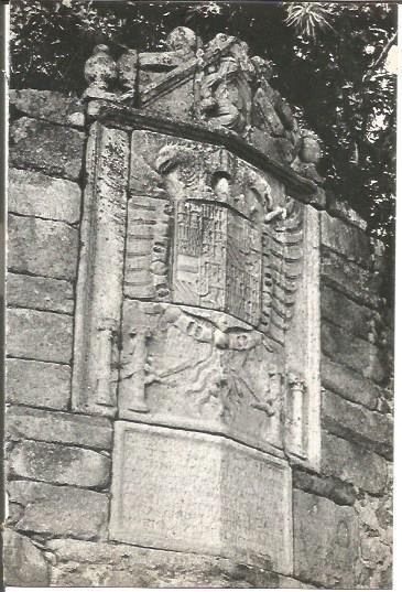 LAMINA V02046: Caceres. Escudo imperial de Carlos V en la huerta del Monasterio de Yuste